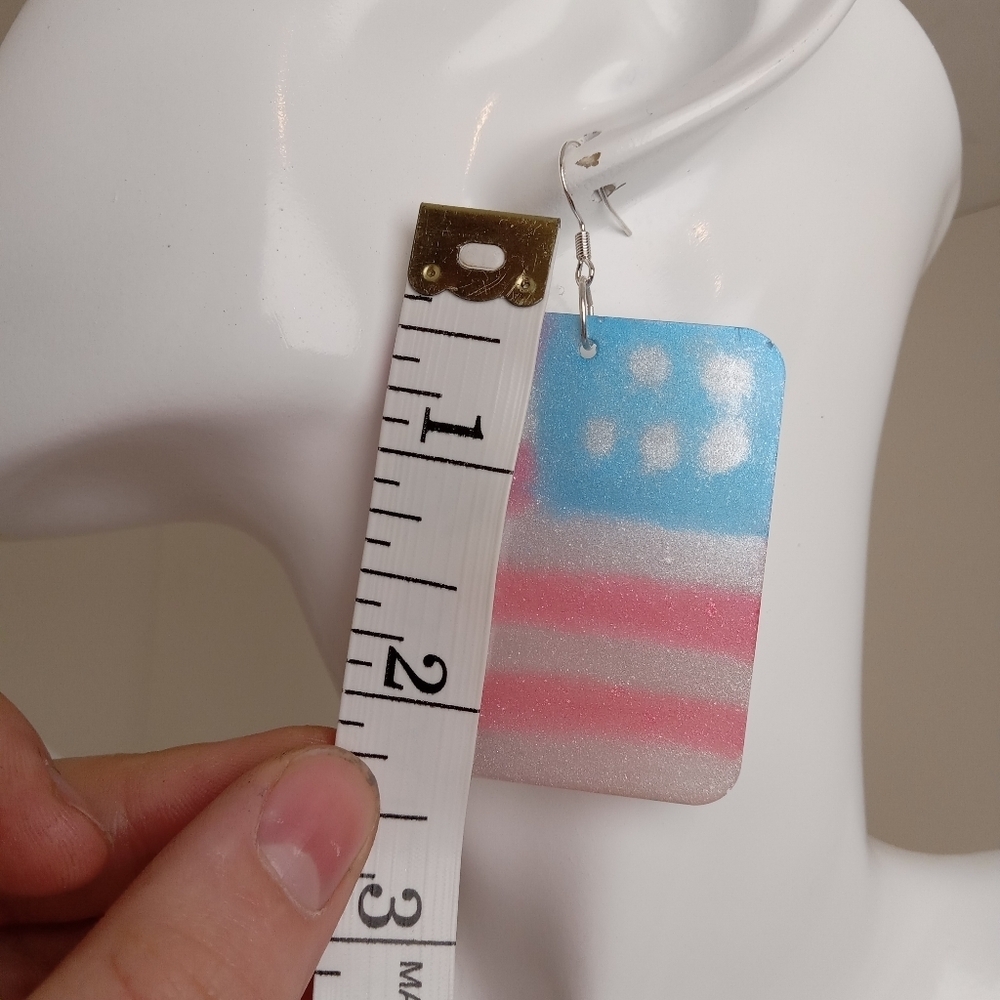 Patriotic Flag Earrings - Picture 4 of 5